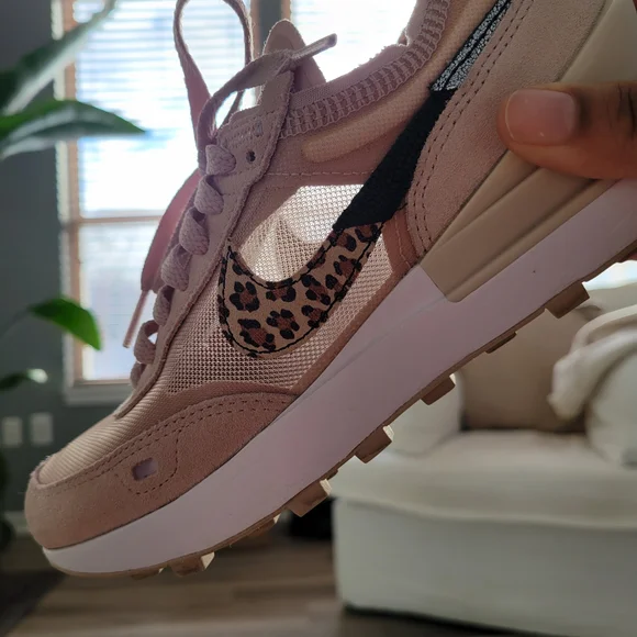 NIKE Waffle One Blush Pink Fossil Stone Leopard Sneakers - Picture 4 of 6